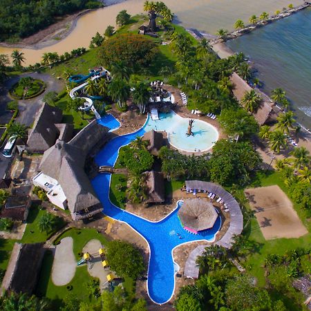 Amatique Bay Hotel Puerto Barrios Eksteriør billede
