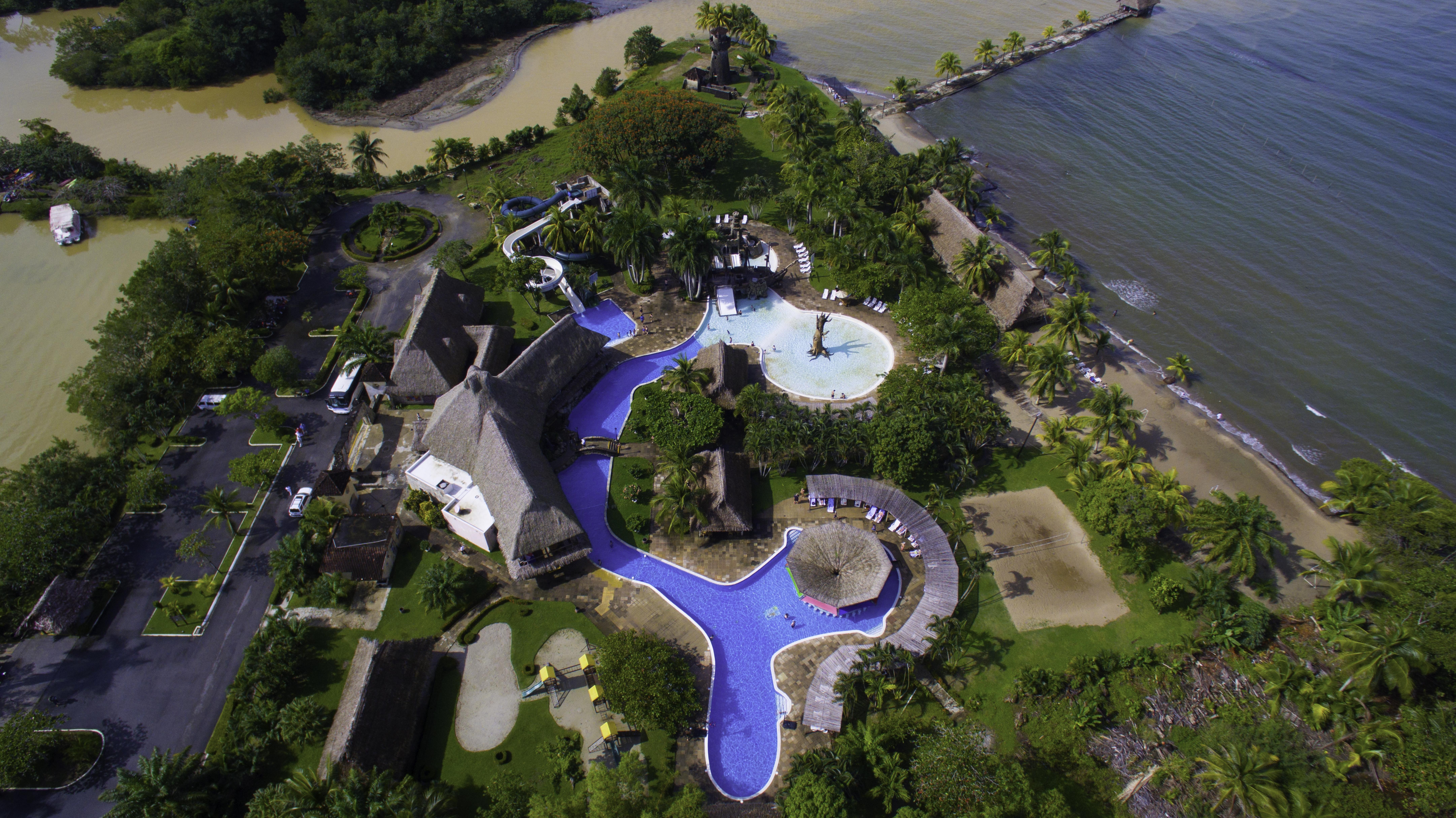 Amatique Bay Hotel Puerto Barrios Eksteriør billede