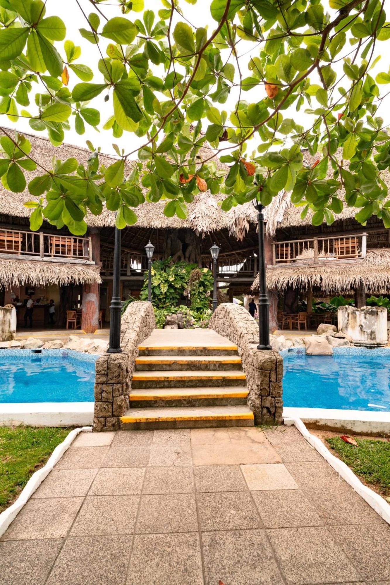 Amatique Bay Hotel Puerto Barrios Eksteriør billede