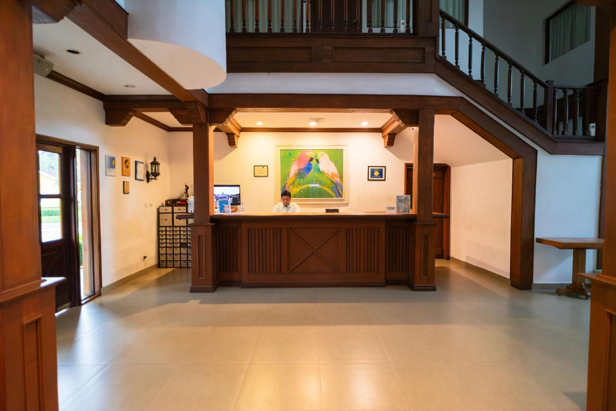 Amatique Bay Hotel Puerto Barrios Eksteriør billede