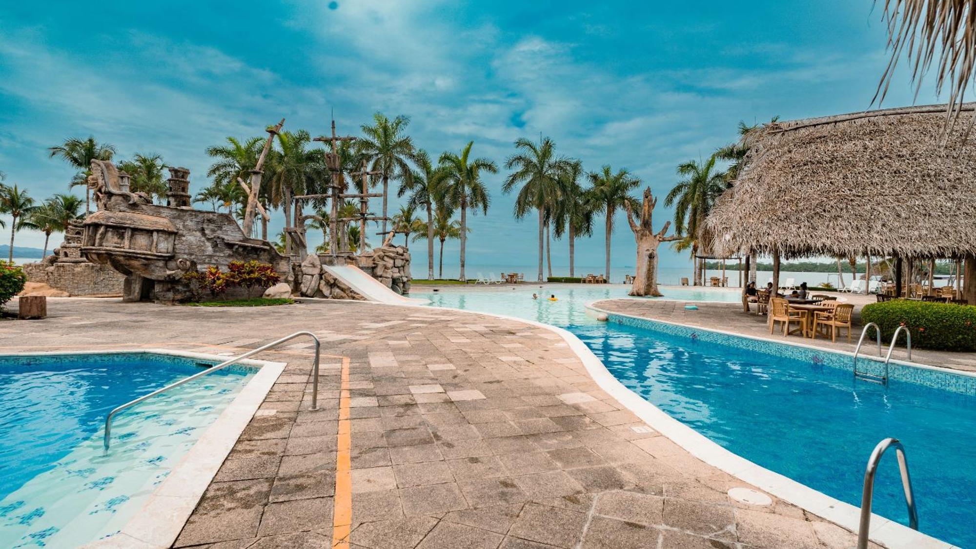 Amatique Bay Hotel Puerto Barrios Eksteriør billede